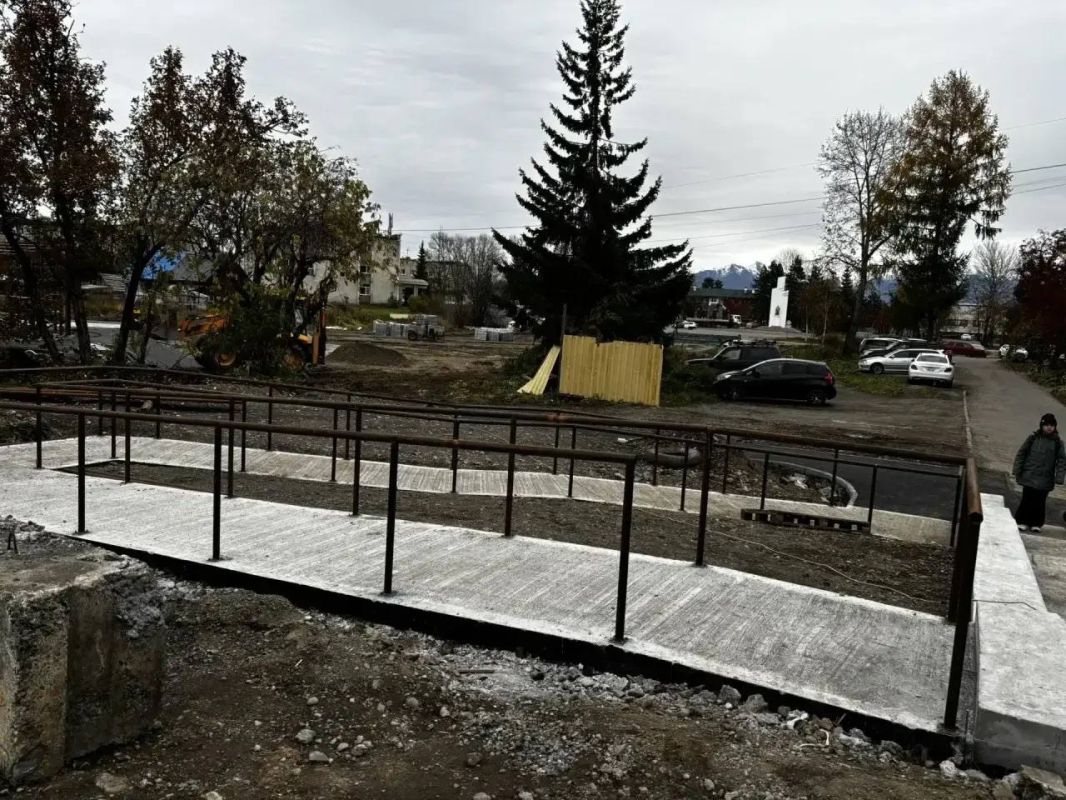 Благоустройство парка отдыха на проспекте Космонавтов завершается в Милькове Благоустройство парка отдыха на проспекте Космонавтов завершается в Милькове