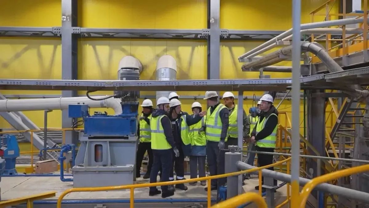 18 млрд: запущена одна из крупнейших золотоизвлекательных фабрик 18 млрд: запущена одна из крупнейших золотоизвлекательных фабрик