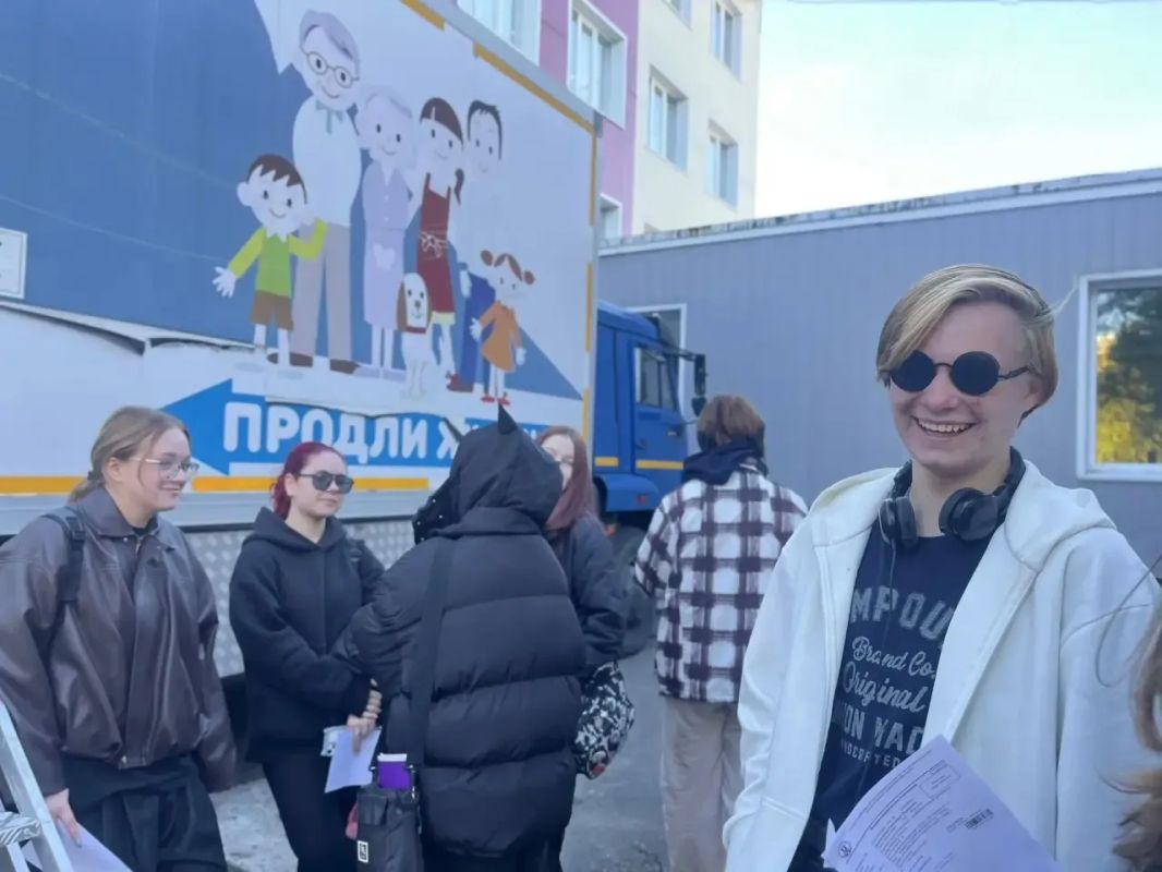 Выездные диспансеризации трудовых коллективов продолжаются на Камчатке, сегодня медики Центра общественного здоровья и профилактики работают в Камчатском политехническом техникуме Выездные диспансеризации трудовых коллективов продолжаются на Камчатке, сегодня медики Центра общественного здоровья и профилактики работают в Камчатском политехническом техникуме