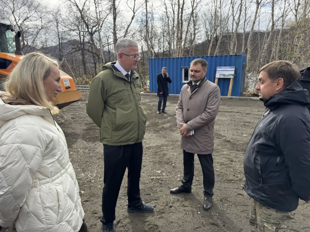 В Вилючинске по мастер-плану обновляют ключевые городские пространства В Вилючинске по мастер-плану обновляют ключевые городские пространства