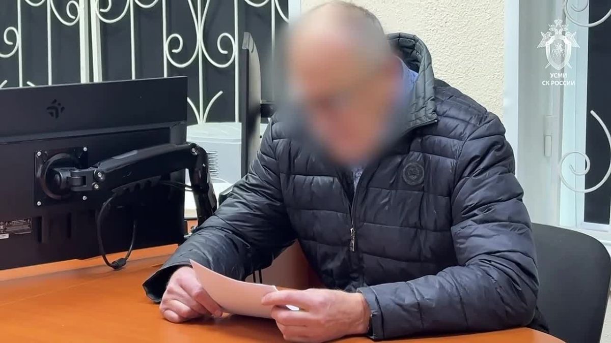 Операция "Лишний миллион": пластический хирург на Камчатке присвоил более 1,2 млн рублей, полученных от пациенток