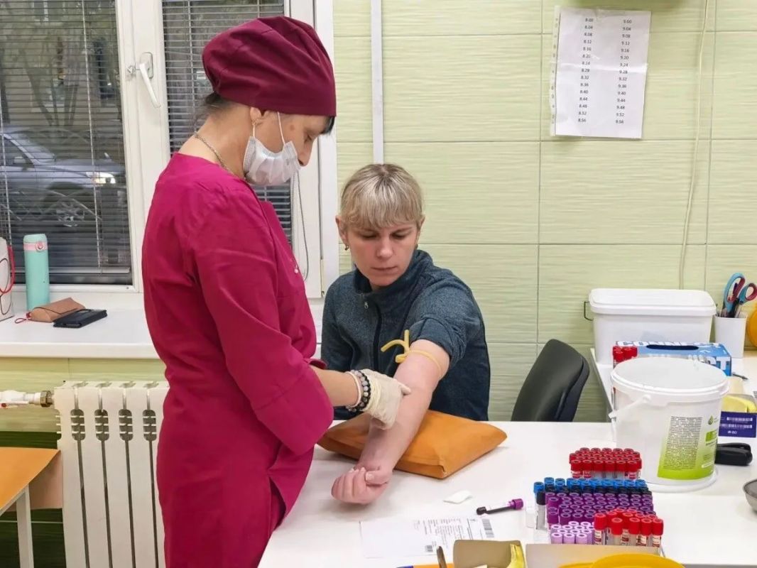 Губернаторский контроль проверил очереди на сдачу крови в поликлиниках Губернаторский контроль проверил очереди на сдачу крови в поликлиниках