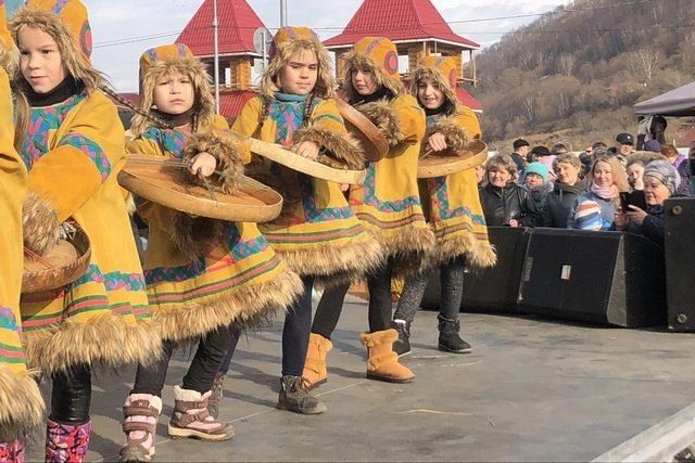 Стала известна полная программа «Хололо»