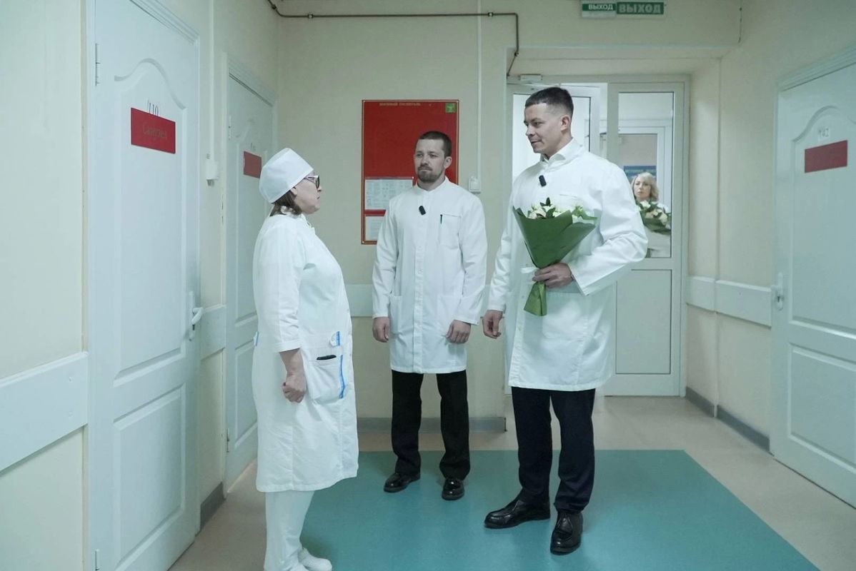 Сергей Меркулов: В госпитале Вилючинска раненых поднимают на ноги умелым лечением и материнской заботой Сергей Меркулов: В госпитале Вилючинска раненых поднимают на ноги умелым лечением и материнской заботой