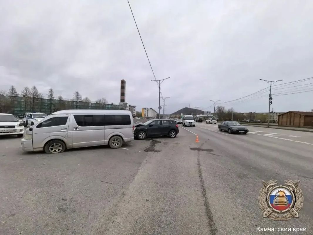 Четыре человека пострадали в ДТП на проспекте Карла Маркса Четыре человека пострадали в ДТП на проспекте Карла Маркса