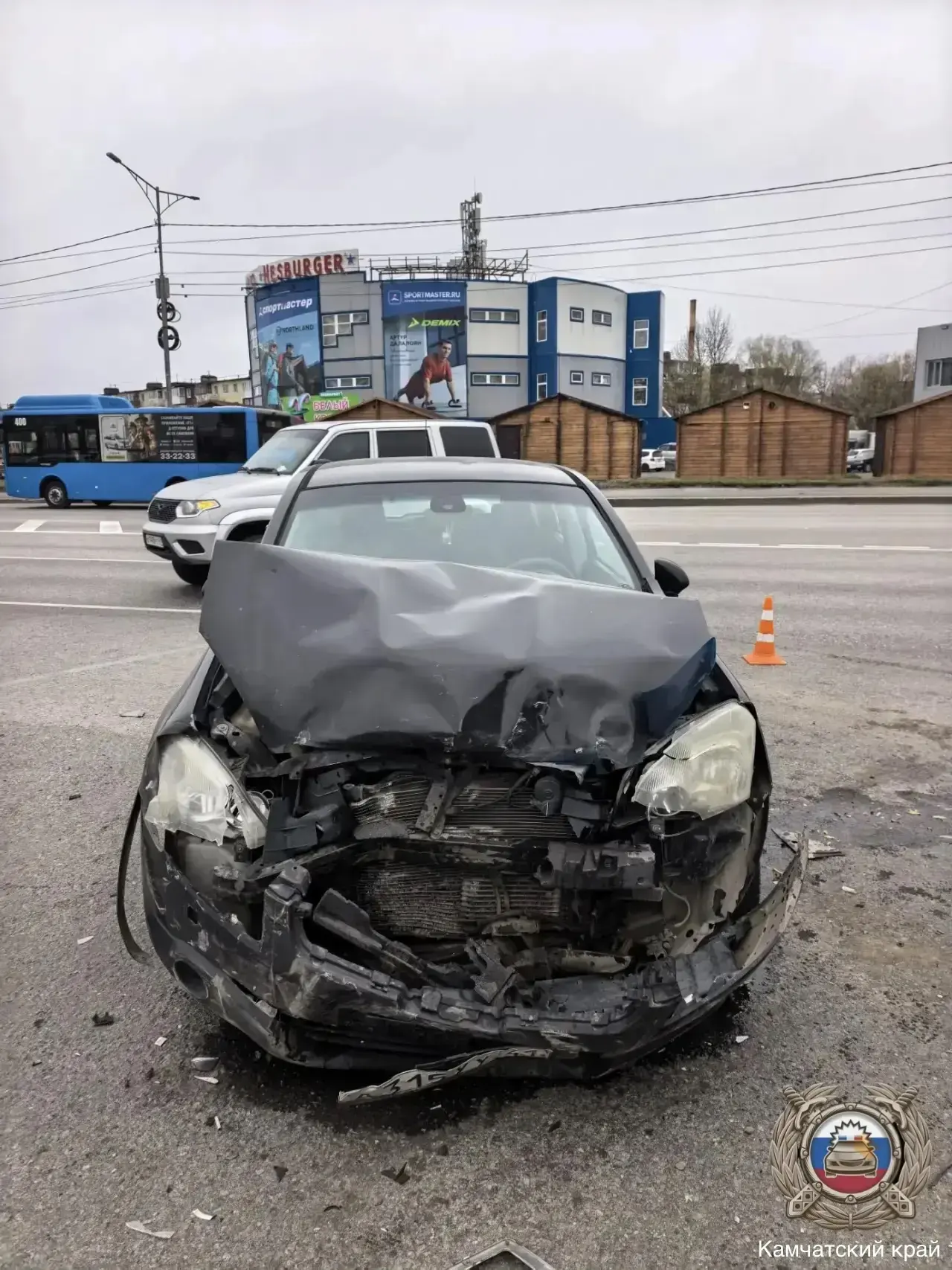 Четыре человека пострадали в ДТП на проспекте Карла Маркса