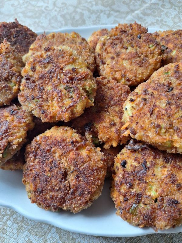 Летние овощные котлетки: простое и вкусное летнее блюдо для всей семьи