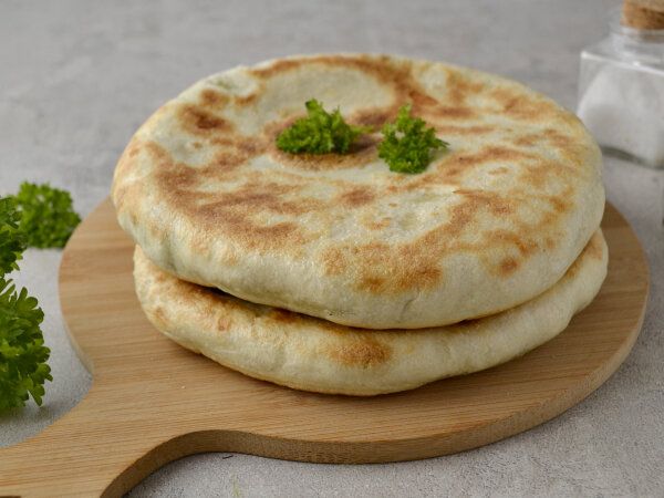 Лепешка с картошкой и сыром: вкусный перекус в любое время