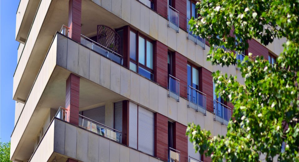 Апартаменты и их правовой статус: долгий путь к жилью