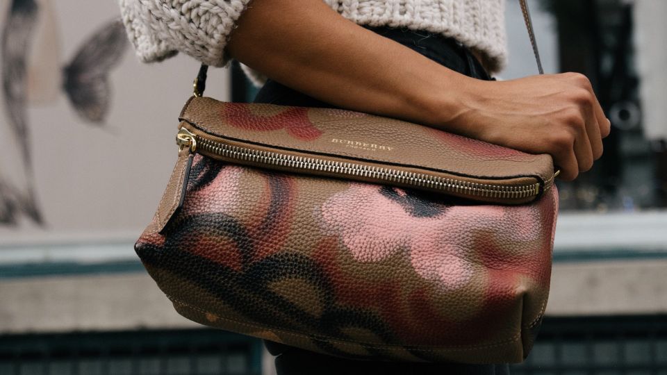 ���������� ����� �� ����� �������� � ��������� ���: ������ ��� ������� �������� � �����