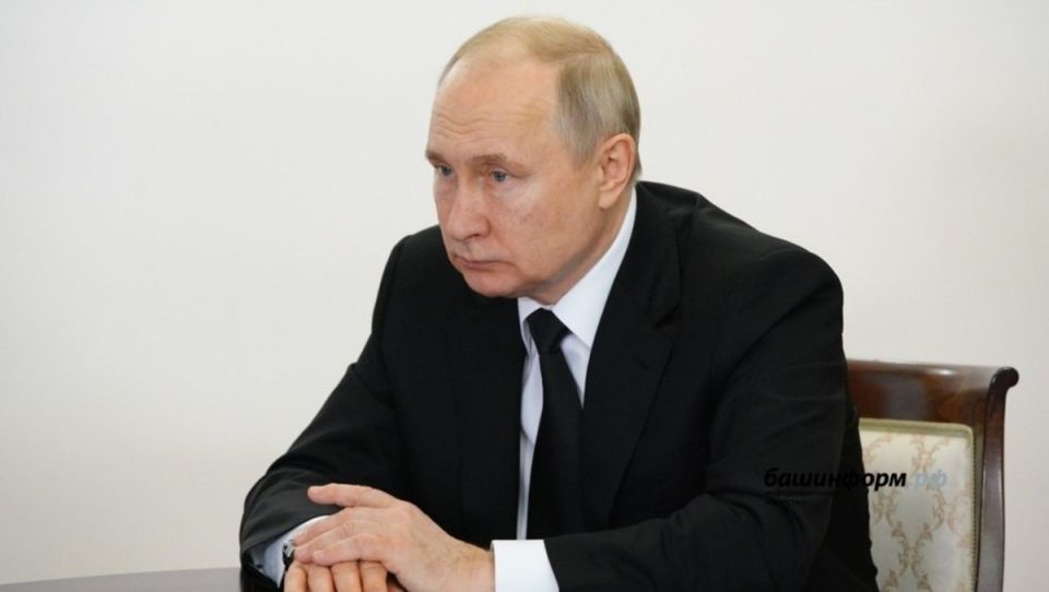 Путин продлил действие правил для недружественных акционеров до конца 2026 года