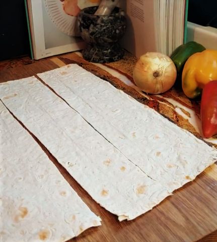 Универсальные конвертики для завтрака: легко, быстро и вкусно