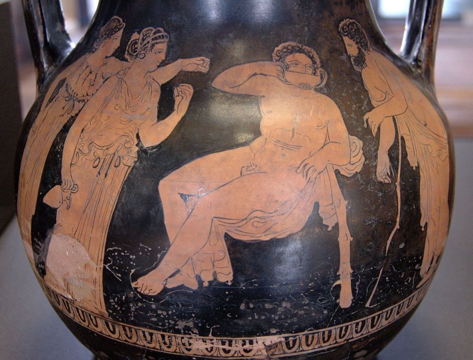 Сад гесперид: Мифы о золотых яблоках и их таинственном местоположении